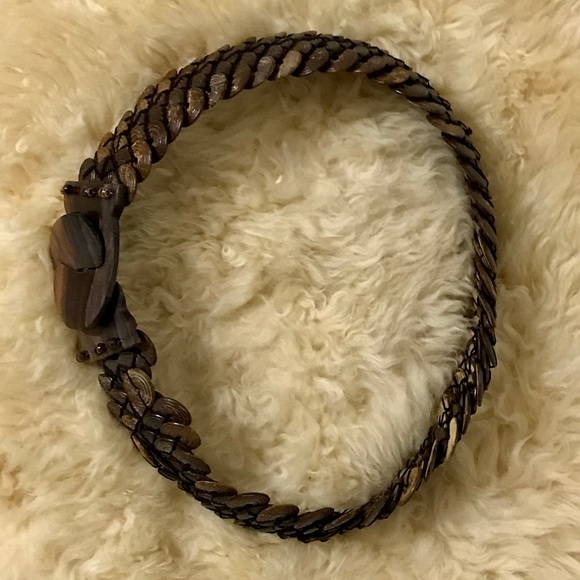 (4 for $20) Wood stretch and hook belt boho style - Picture 3 of 10